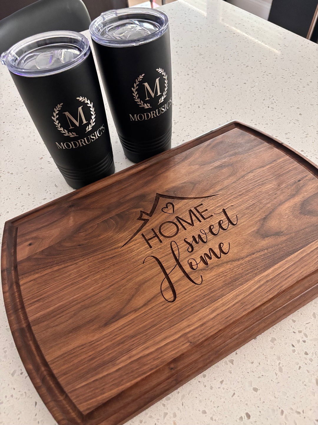 CUSTOM CLOSING GIFT | PREMIER BASKET WITH WALNUT BOARD