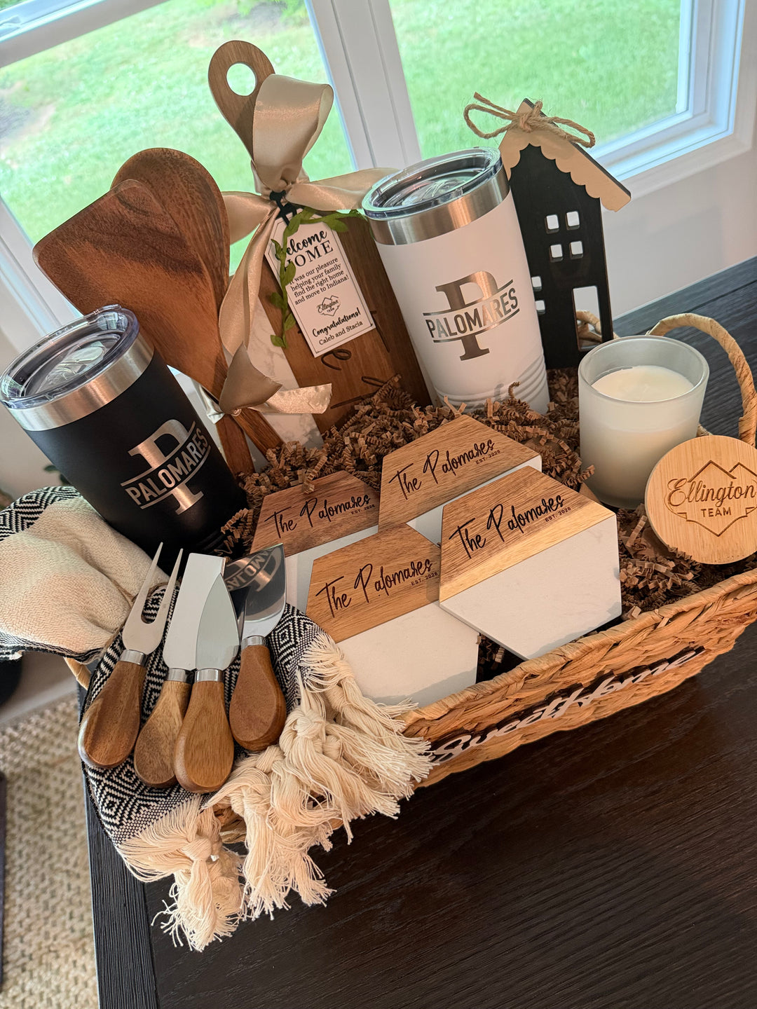 CUSTOM CLOSING GIFT BASKET | SIGNATURE PLUS GRAND GIFT BASKET