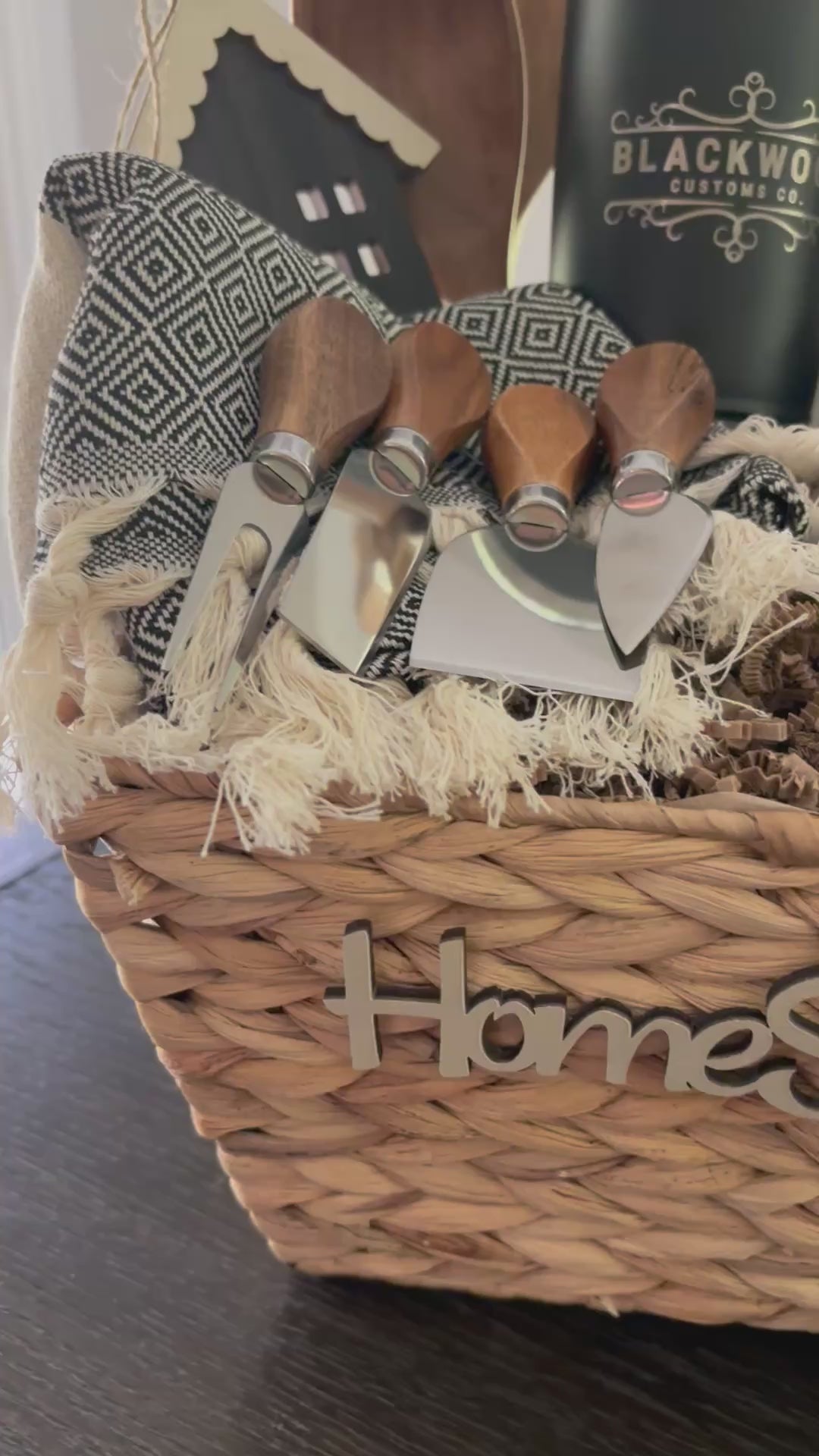CUSTOM CLOSING GIFT BASKET | SIGNATURE PLUS GRAND GIFT BASKET